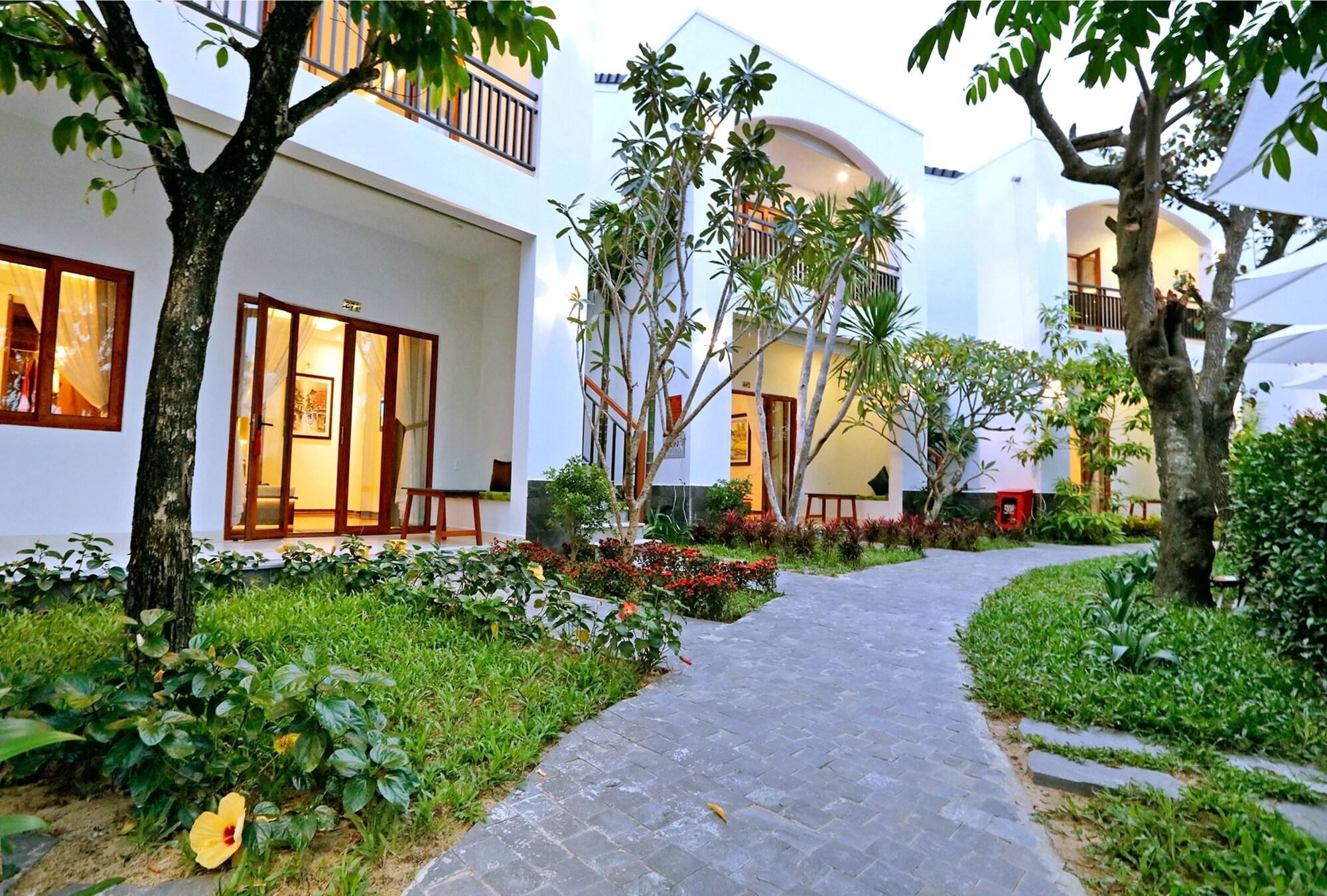 Hotel Azumi Hoi An Esterno foto